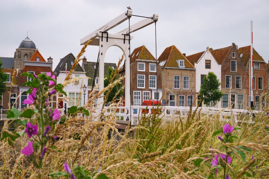 Een vakantiehuis verhuren in Zeeland? De picturesque Zeelandse dorpen zijn prachtig om te bezoeken!